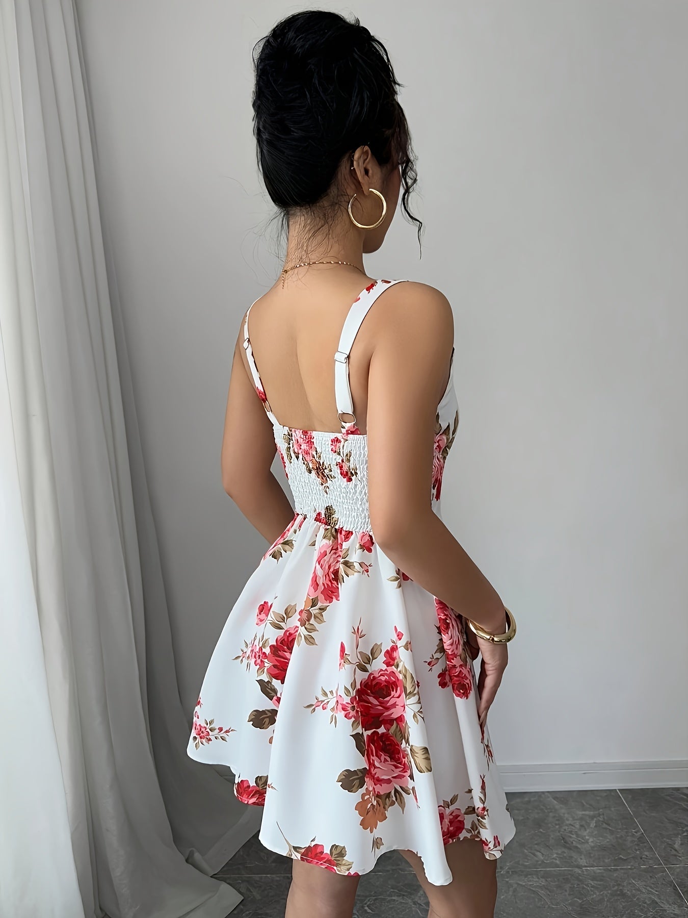 Women's Sleeveless Floral Print A-Line Dress - Square Neck Ruched Detail Summer Dress with Red Roses & Green Foliage, Machine Washable Elegant Casual Outfit